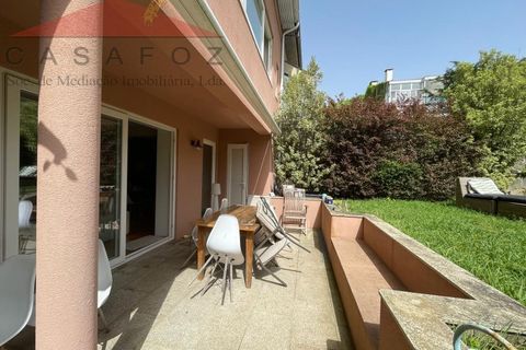 Villa a Porto, Porto, Porto - € 4.500/mes | Ref: 09736 - foto 2