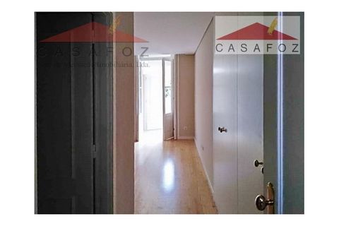 Villa a Porto, Porto, Porto - € 4.500/mes | Ref: 09736 - foto 11
