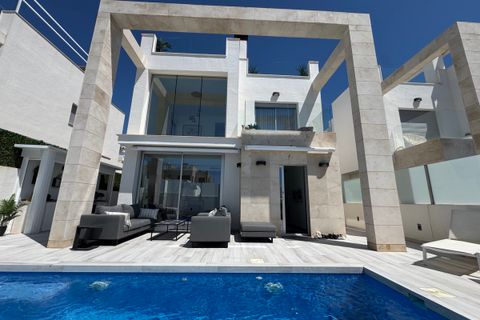 Villa a Cabo Roig, Alicante, Cabo Roig - € 635.000 | Ref: R-58557 - foto 40