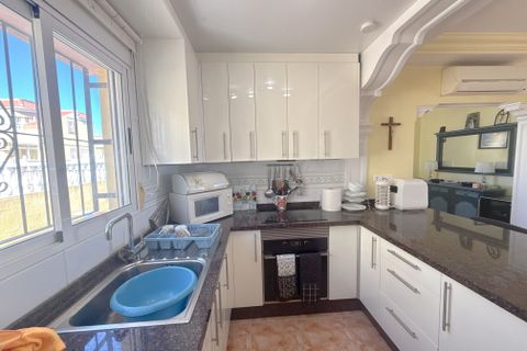 Villa en Cabo Roig, Alicante, Cabo Roig - € 344.950 | Ref: V-18829 - photo 7