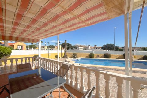 Villa en Cabo Roig, Alicante, Cabo Roig - € 344.950 | Ref: V-18829 - photo 16