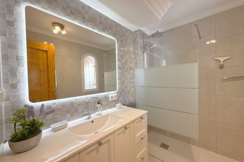 Villa en Cabo Roig, Alicante, Cabo Roig - € 344.950 | Ref: V-18829 - photo 24