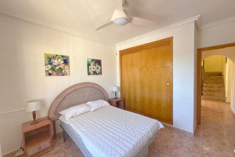 Villa en Cabo Roig, Alicante, Cabo Roig - € 344.950 | Ref: V-18829 - photo 26