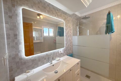 Villa en Cabo Roig, Alicante, Cabo Roig - € 344.950 | Ref: V-18829 - photo 28