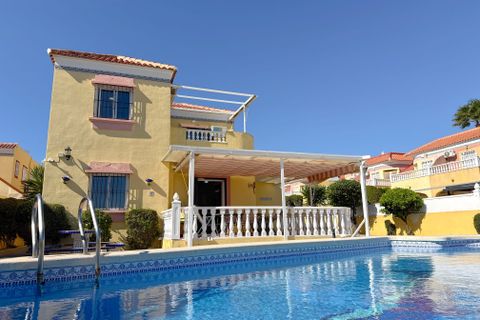 Villa en Cabo Roig, Alicante, Cabo Roig - € 344.950 | Ref: V-18829 - photo 31