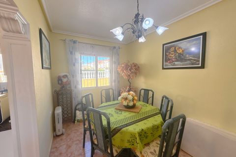 Villa en Cabo Roig, Alicante, Cabo Roig - € 344.950 | Ref: V-18829 - photo 35