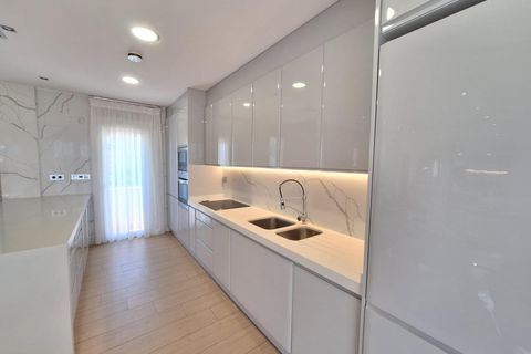 Villa i Torrevieja, Alicante, Torrevieja - € 850.000 | Ref: A1343/6084 - foto 20