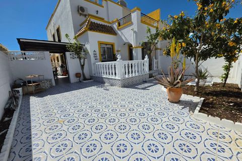 Rækkehus i Torrevieja, Alicante, Torrevieja - € 228.000 | Ref: B11415/6084 - foto 1