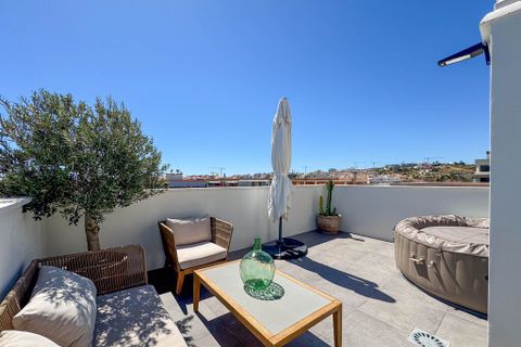 Penthouse i Estepona, Malaga, Estepona - € 699 000 | Ref: CRK203 - foto 1