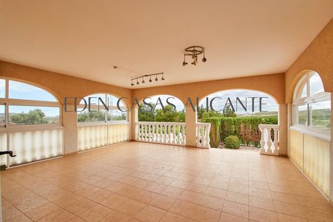 Villa a Busot, Alicante, Busot - € 495.000 | Ref: 01489/8734 - foto 5