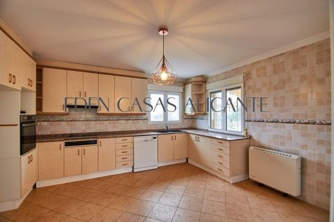 Villa a Busot, Alicante, Busot - € 495.000 | Ref: 01489/8734 - foto 11