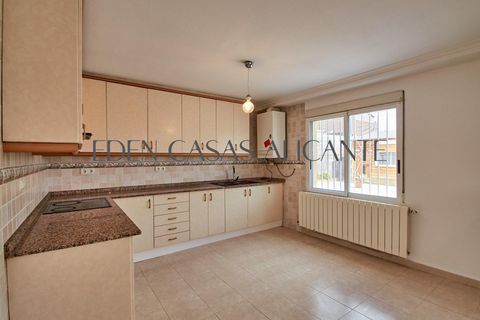 Villa a Busot, Alicante, Busot - € 495.000 | Ref: 01489/8734 - foto 37
