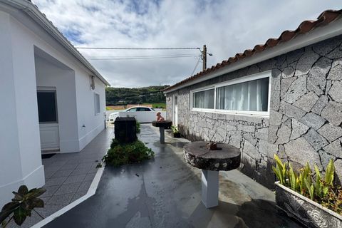 Byhus i Horta, Faial, Horta - € 350.000 | Ref: 1164 - foto 9