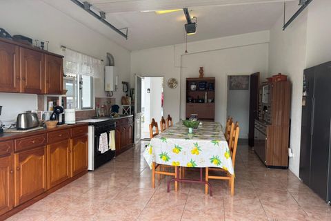 Byhus i Horta, Faial, Horta - € 350.000 | Ref: 1164 - foto 26