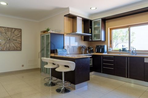 Villa i Guia, Faro, Guia - € 2.650.000 | Ref: City-26-09A - foto 7