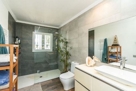 Villa a Marbella, Malaga, Marbella - € 1.285.000 | Ref: R5358046 - foto 15
