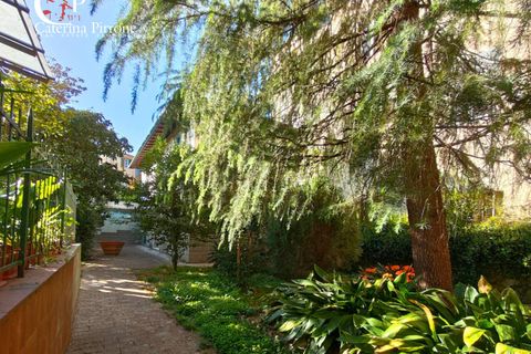 Villa i Florence, Florence, Florence - € 750 000 | Ref: MTH05 - foto 3