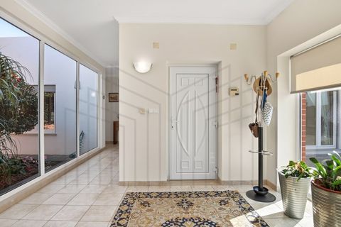 Villa a Foz do Arelho, Leiria, Foz do Arelho - € 1.600.000 | Ref: CAS_182 - foto 2