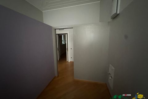 Erhvervsejendom i Parma, Parma, Parma - € 180.000 | Ref: 10932 - foto 7