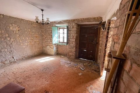 Villa a A dos Francos, Leiria, A dos Francos - € 90.000 | Ref: PTC20260116.1 - foto 4