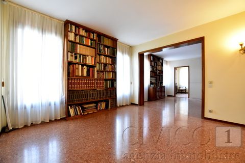 Lejlighed i Venice, Venice, Venice - € 1.380.000 | Ref: AX149o - foto 10