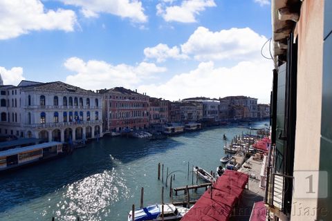 Lejlighed i Venice, Venice, Venice - € 1.380.000 | Ref: AX149o - foto 24