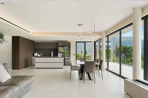 Villa a Salo, Brescia, Salo - € 5.500.000 | Ref: AV222 - foto 2
