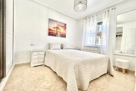 Casa de pueblo en Punta Prima, Alicante, Punta Prima - € 204.950 | Ref: 776066 - photo 13