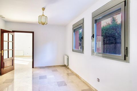 Villa a Bormujos, Sevilla, Bormujos - € 865.000 | Ref: EXP14004/8930 - foto 17