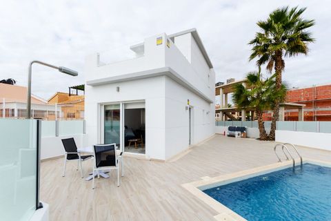Villa i Torrevieja, Alicante, Torrevieja - € 424.000 | Ref: 53101/866 - foto 1