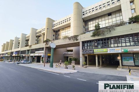 Parkeringsplads i Bari, Bari, Bari - € 28.000 | Ref: EXECUTIVEV - foto 1