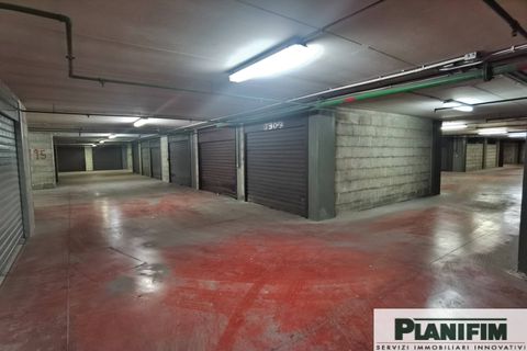 Parkeringsplads i Bari, Bari, Bari - € 28.000 | Ref: EXECUTIVEV - foto 3