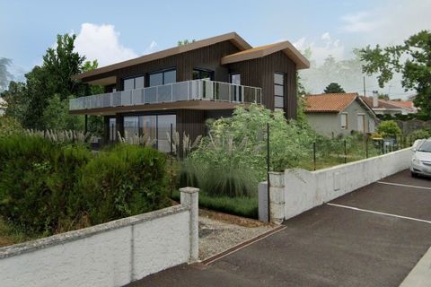 Helårsgrund i La Teste-de-Buch, Gironde, La Teste-de-Buch - € 780.000 | Ref: EHCAZAUX270426 - foto 1