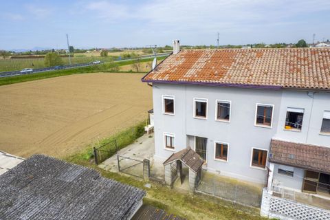 Villa i Campolongo Maggiore, Venice, Campolongo Maggiore - € 168.000 | Ref: CAM02 - foto 41
