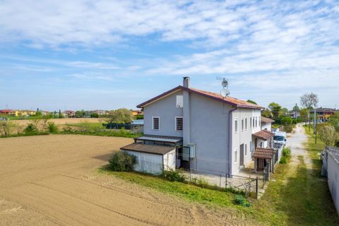 Villa i Campolongo Maggiore, Venice, Campolongo Maggiore - € 168.000 | Ref: CAM02 - foto 42