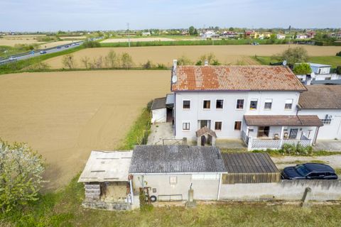 Villa i Campolongo Maggiore, Venice, Campolongo Maggiore - € 168.000 | Ref: CAM02 - foto 46