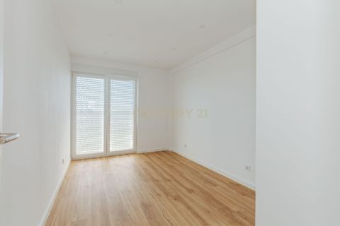 Lejlighed i Camarate, Lisbon, Camarate - € 380.000 | Ref: C0221-03877 - foto 3