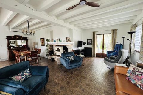 Villa a Civray, Vienne, Civray - € 250.000 | Ref: 46_JLY-0026113 - foto 3