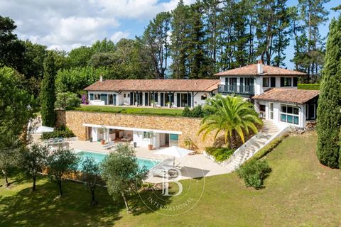 Villa a Ciboure, Pyrenees-Atlantiques, Ciboure - € 2.690.000 | Ref: M1750 - foto 2