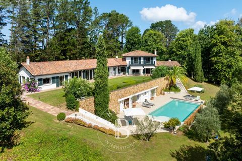 Villa a Ciboure, Pyrenees-Atlantiques, Ciboure - € 2.690.000 | Ref: M1750 - foto 3