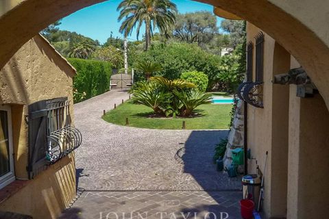 Villa i Antibes, Alpes-Maritimes, Antibes - € 18.000.000 | Ref: V0711AN - foto 7