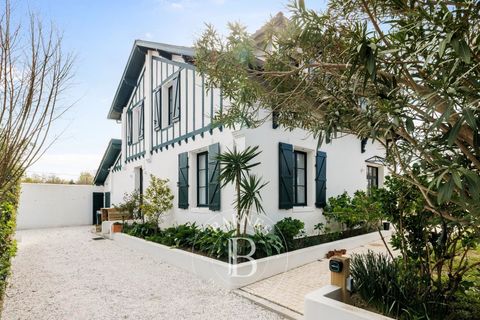 Villa a Biarritz, Pyrenees-Atlantiques, Biarritz - € 1.945.000 | Ref: M1838 - foto 2