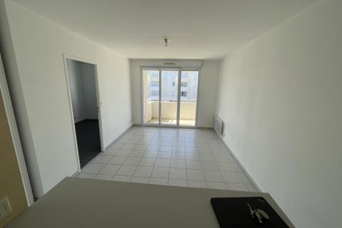 Lejlighed i Poitiers, Vienne, Poitiers - € 480/måned | Ref: COMT2F228POITIERS - foto 1