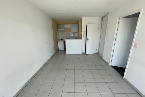 Lejlighed i Poitiers, Vienne, Poitiers - € 480/måned | Ref: COMT2F228POITIERS - foto 2