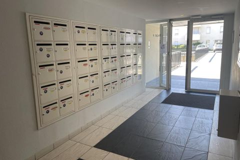 Lejlighed i Poitiers, Vienne, Poitiers - € 480/måned | Ref: COMT2F228POITIERS - foto 11