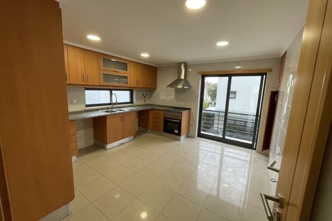 Villa i Laranjeiro, Setubal, Laranjeiro - € 695.000 | Ref: CAS_623 - foto 5