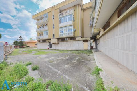Erhvervsejendom i Taranto, Taranto, Taranto - € 310.000 | Ref: 310 - foto 2