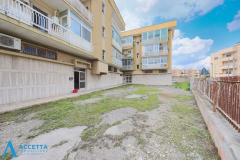 Erhvervsejendom i Taranto, Taranto, Taranto - € 310.000 | Ref: 310 - foto 3