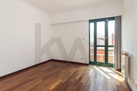 Villa a Lisbon, Lisbon, Lisbon - € 4.200/mes | Ref: KWPT-028581 - foto 24