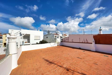 Lejlighed i Estombar, Faro, Estombar - € 255.000 | Ref: OBCS009 ES - foto 14